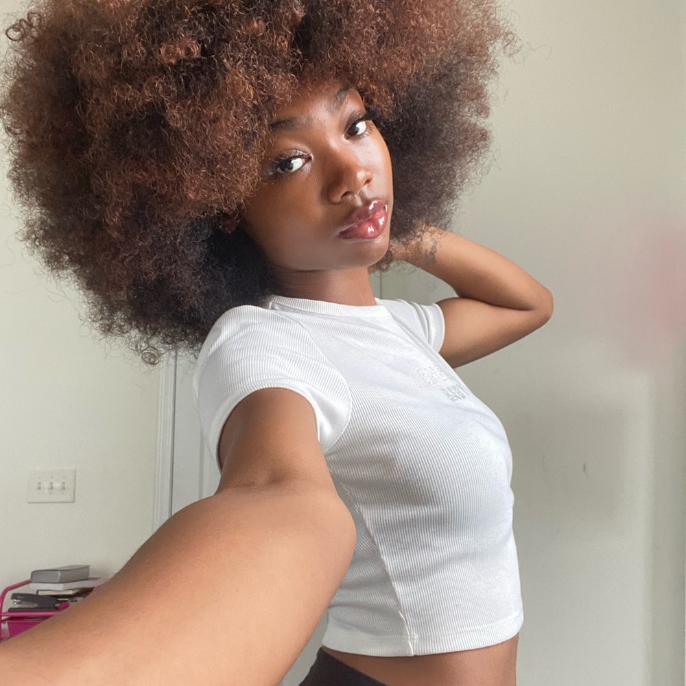 Angel Baby Crop Top😇 - Picture 4 of 6